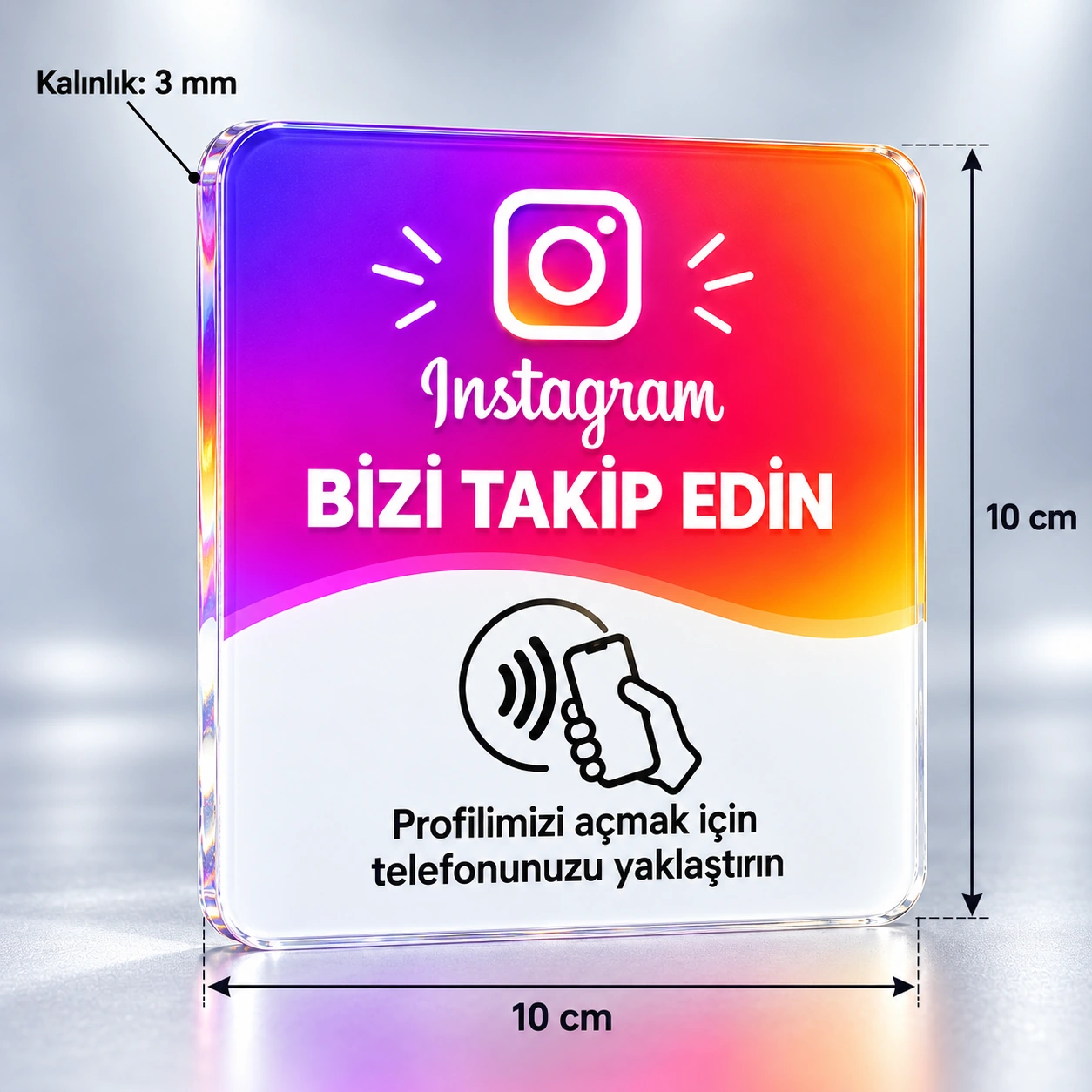 Premium Cam Görünümlü Instagram Takip NFC Kartı - 10x10 cm, 10x10 cm ve 3 mm kalınlık
